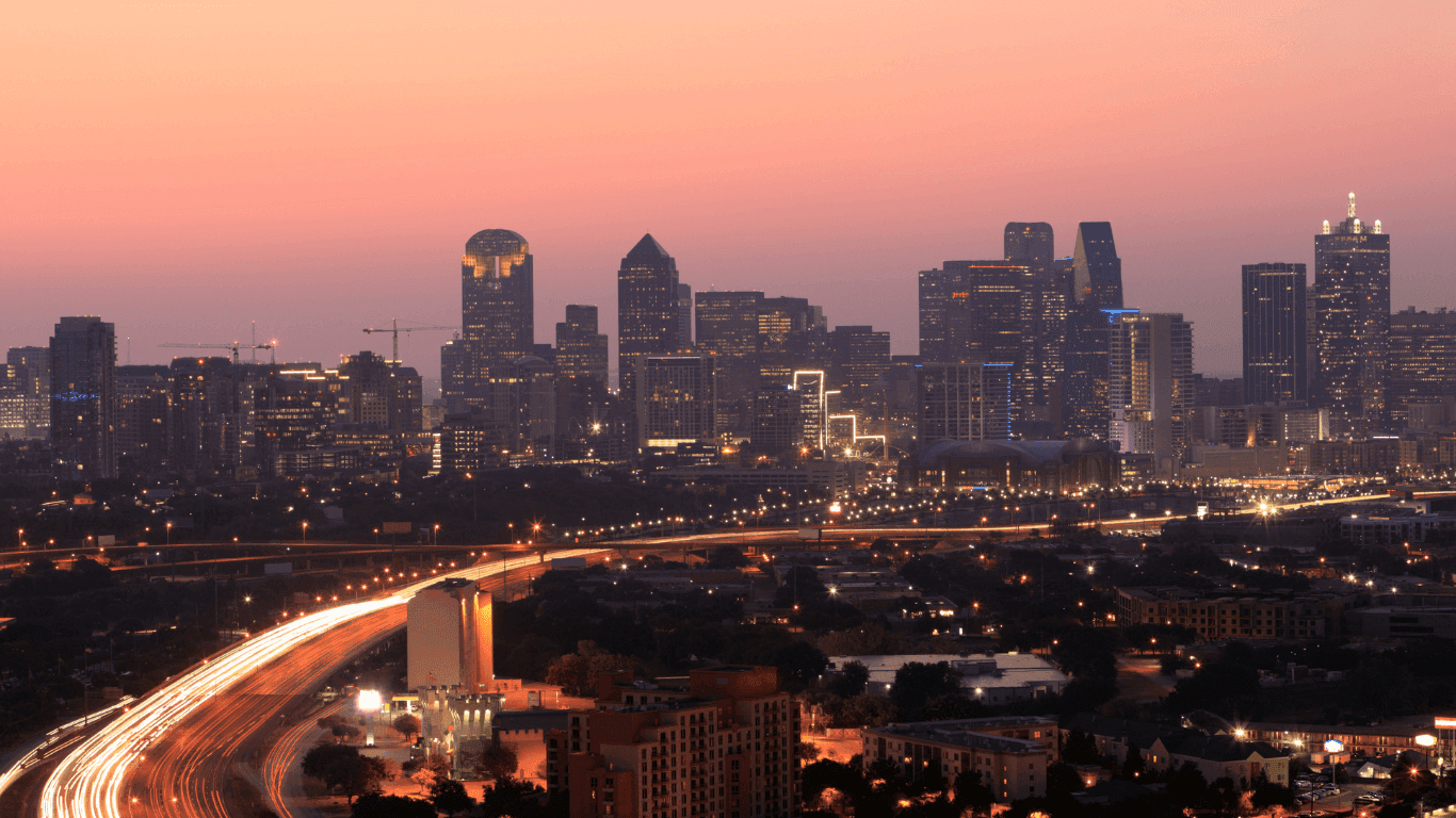 City view of Grand Prairie